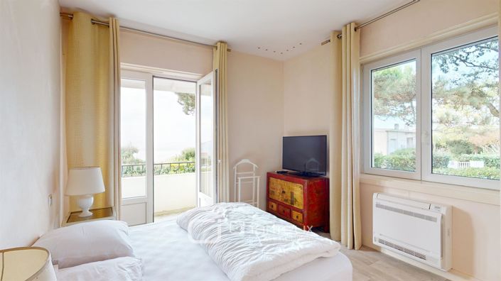 Image No.11-4 Bed House for sale