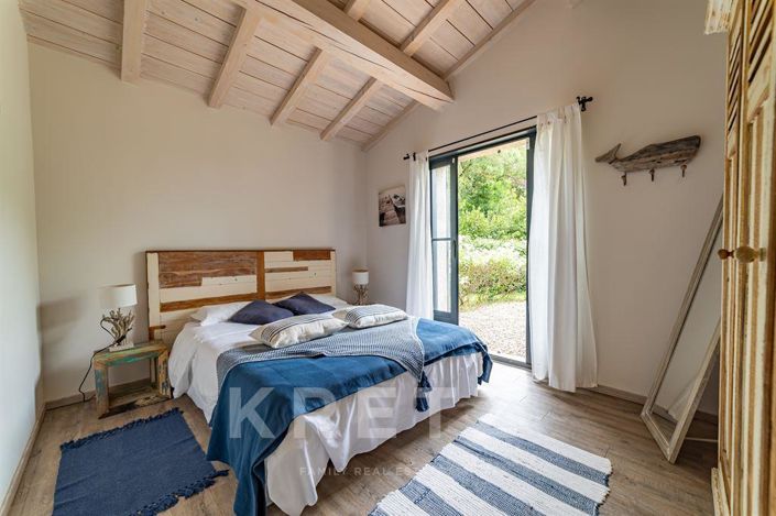 Image No.14-5 Bed Property for sale