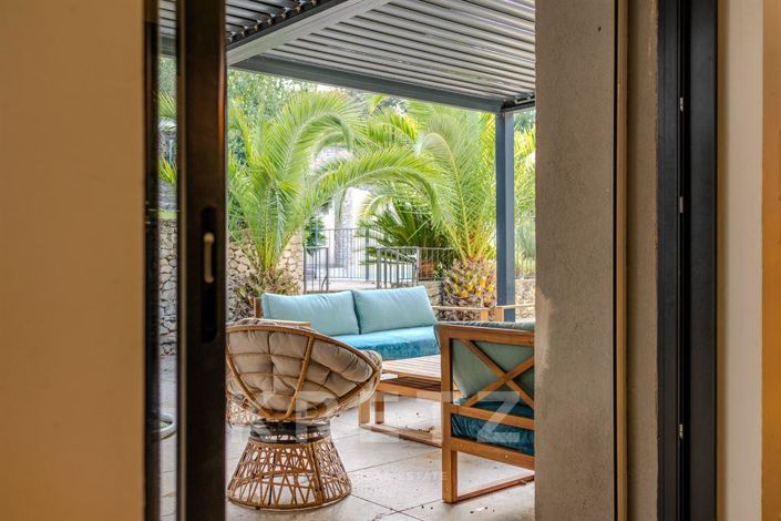 Image No.4-5 Bed House for sale