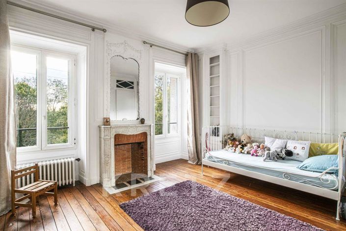 Image No.12-7 Bed House for sale