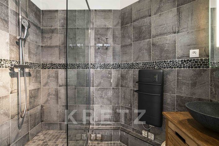 Image No.13-7 Bed House for sale