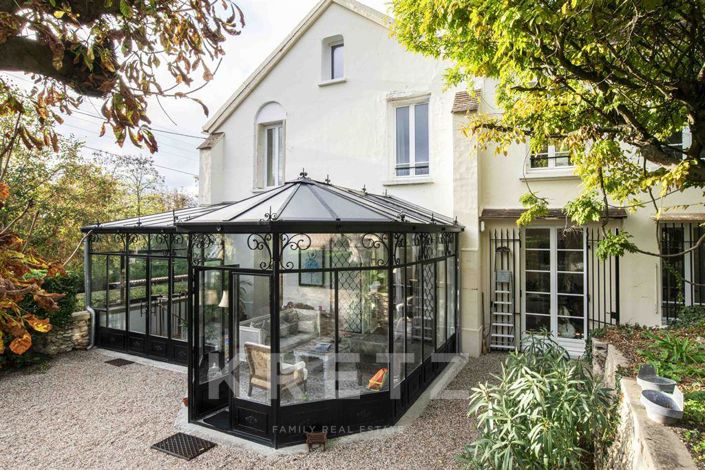 Image No.20-7 Bed House for sale