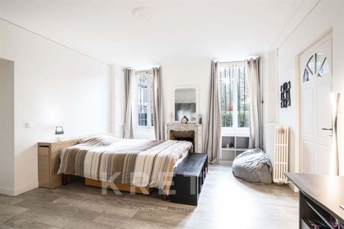 Image No.9-7 Bed House for sale