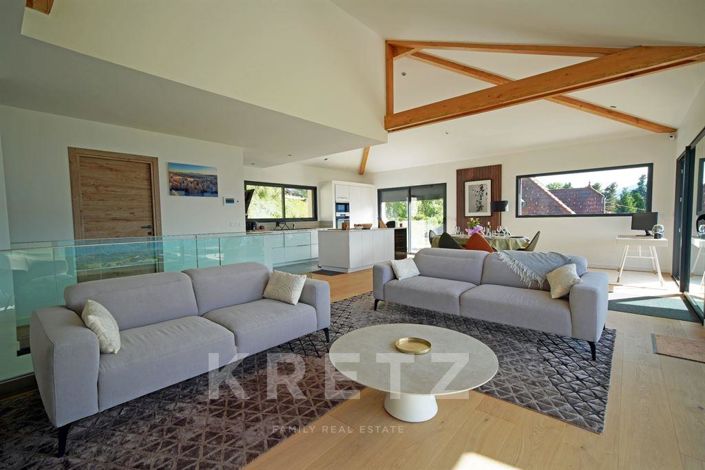 Image No.3-5 Bed House for sale