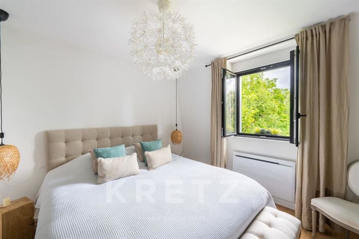 Image No.19-5 Bed House for sale