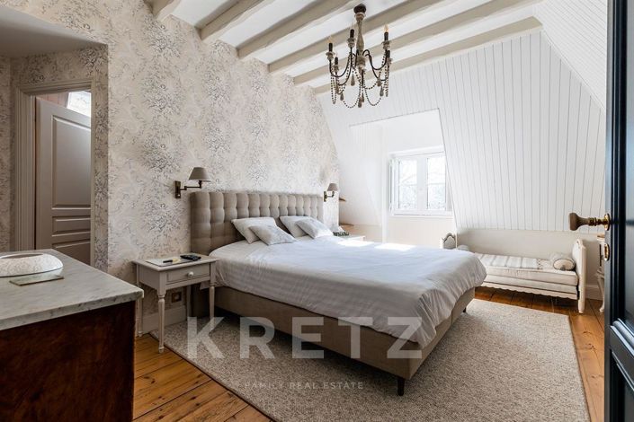 Image No.15-6 Bed House for sale