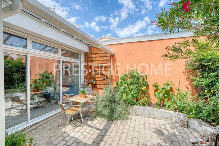 Image No.2-Maison de 2 chambres à vendre à Bordeaux