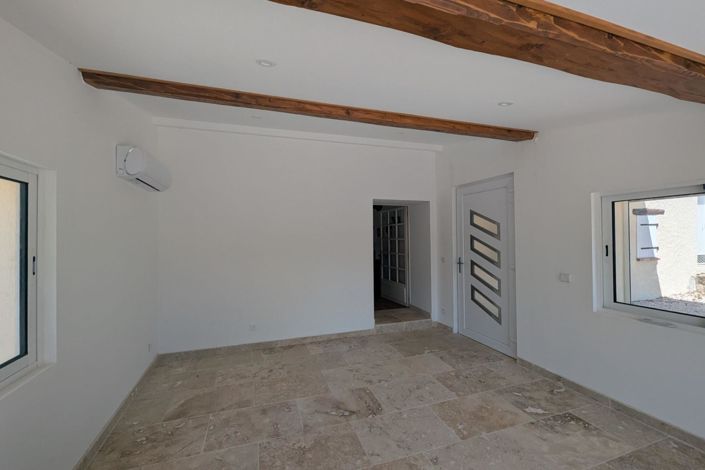 Image No.13-6 Bed House for sale