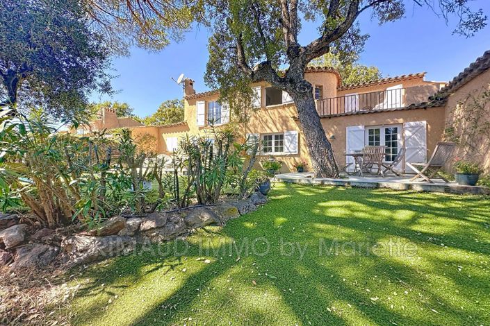 Image No.2-Maison de 3 chambres à vendre à Grimaud