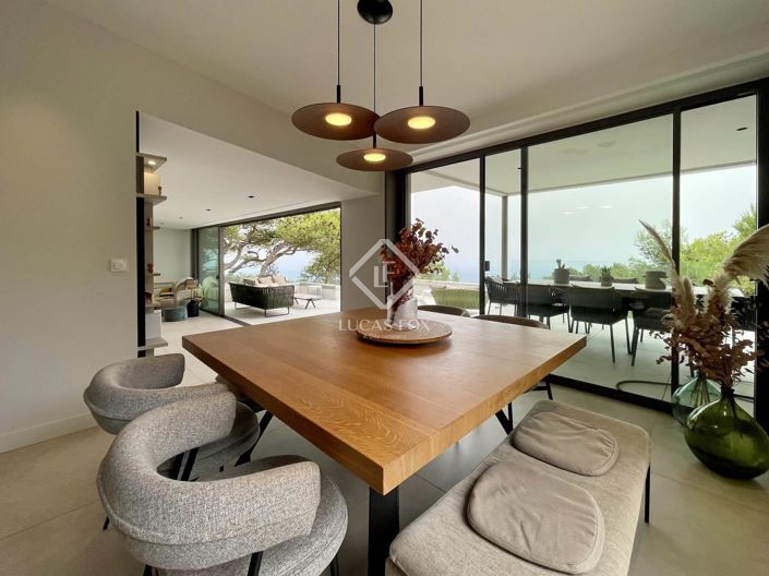 Image No.13-5 Bed House for sale