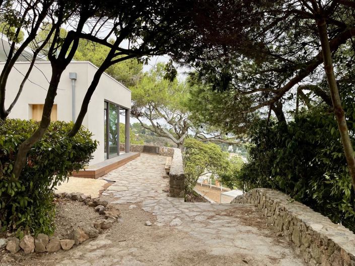 Image No.31-5 Bed House for sale