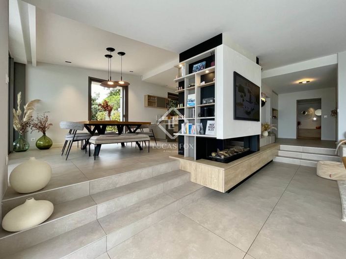 Image No.33-5 Bed House for sale