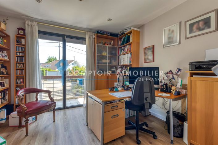 Image No.14-4 Bed House for sale