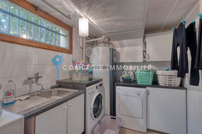 Image No.19-4 Bed House for sale