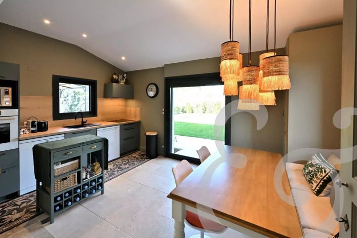 Image No.5-Maison de 3 chambres à vendre à Eygalières