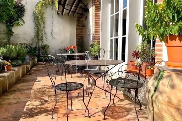 Image No.2-Propriété de 6 chambres à vendre à Montauban