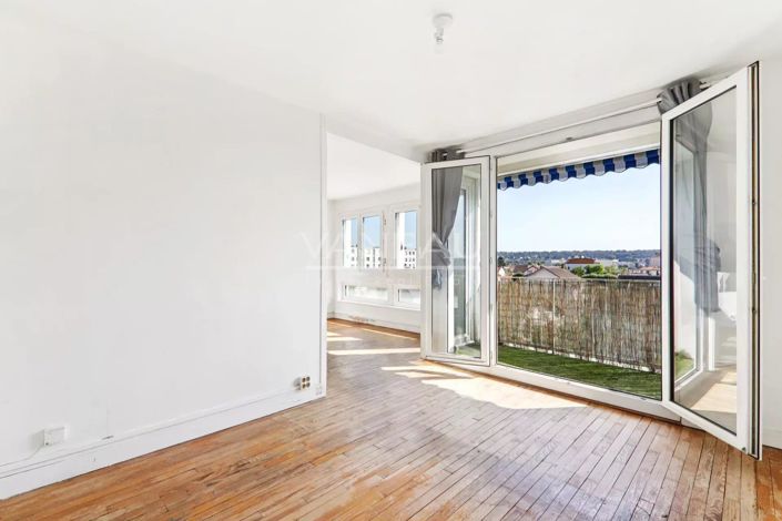 Image No.12-2 Bed Apartment for sale