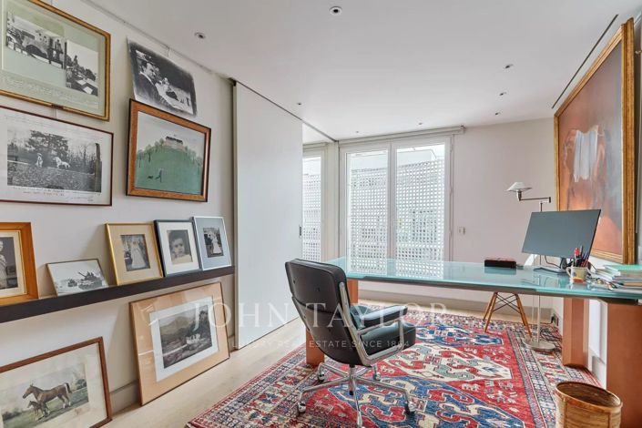 Image No.18-4 Bed Apartment for sale