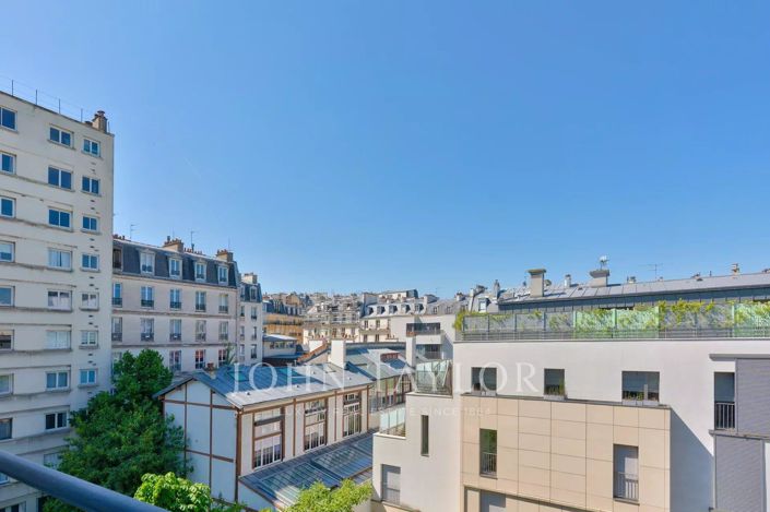 Image No.20-4 Bed Apartment for sale