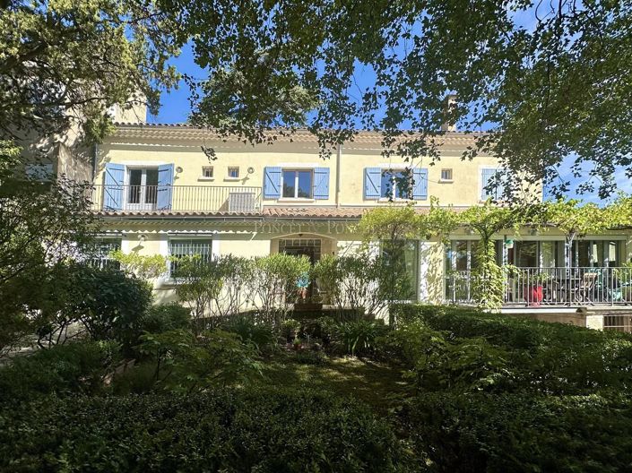 Image No.1-4 Bed House for sale