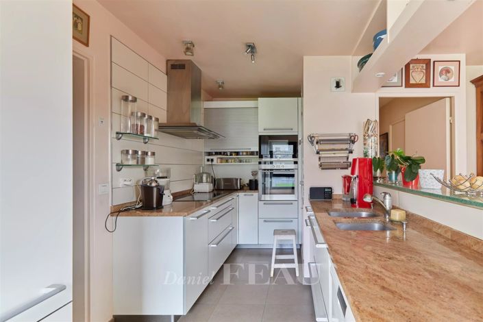 Image No.13-Appartement de 4 chambres à vendre à Paris