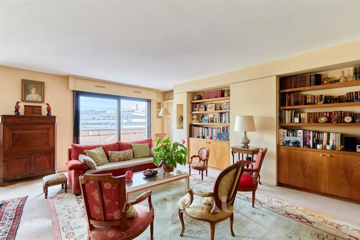 Image No.8-Appartement de 4 chambres à vendre à Paris