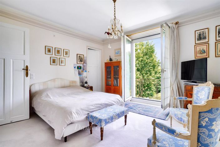 Image No.12-4 Bed House for sale