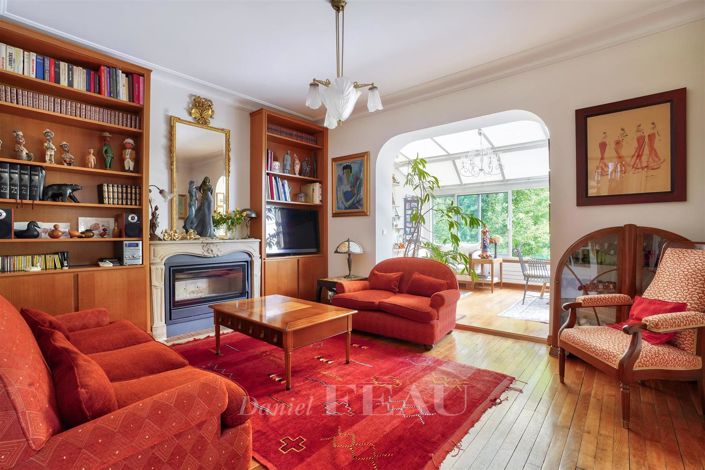 Image No.7-4 Bed House for sale