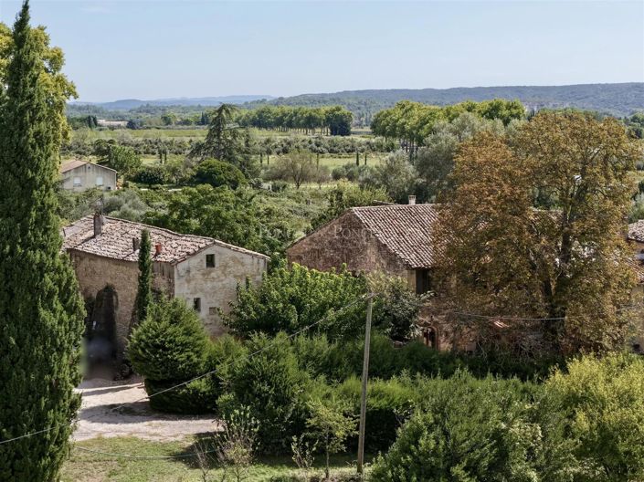 Image No.1-8 Bed House for sale