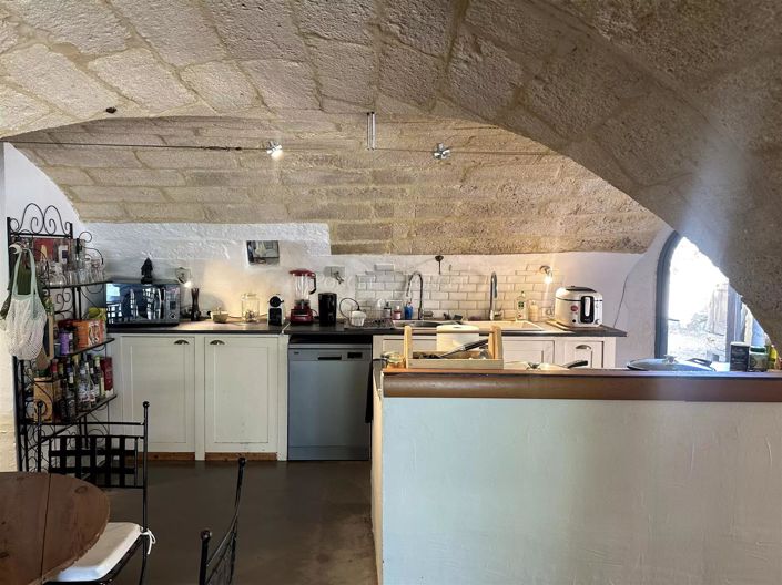 Image No.11-8 Bed House for sale