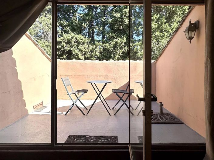 Image No.24-8 Bed House for sale