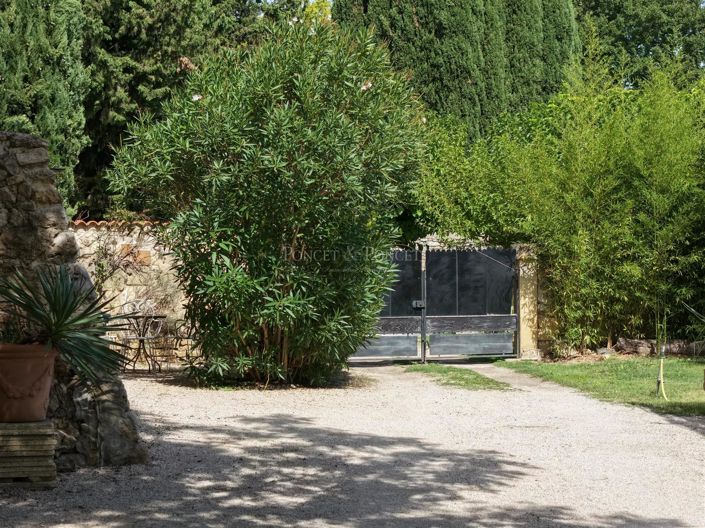 Image No.34-8 Bed House for sale