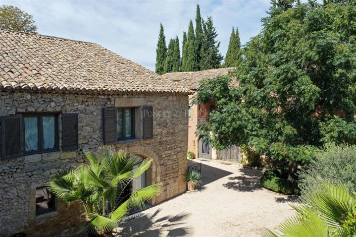 Image No.5-8 Bed House for sale