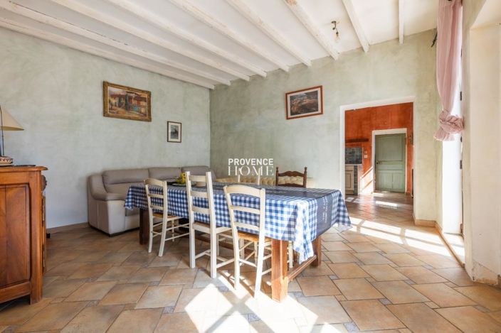 Image No.6-4 Bed House for sale