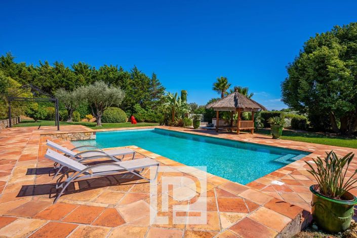 Image No.3-6 Bed House for sale