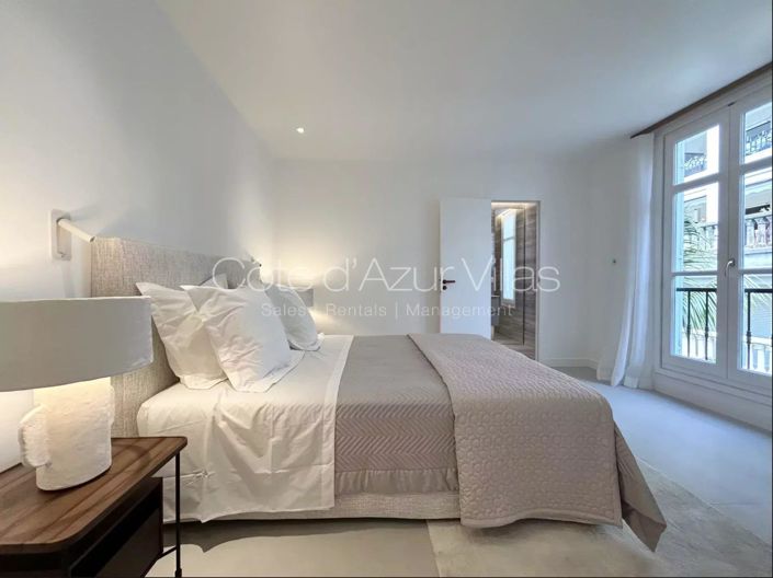 Image No.11-3 Bed Apartment for sale