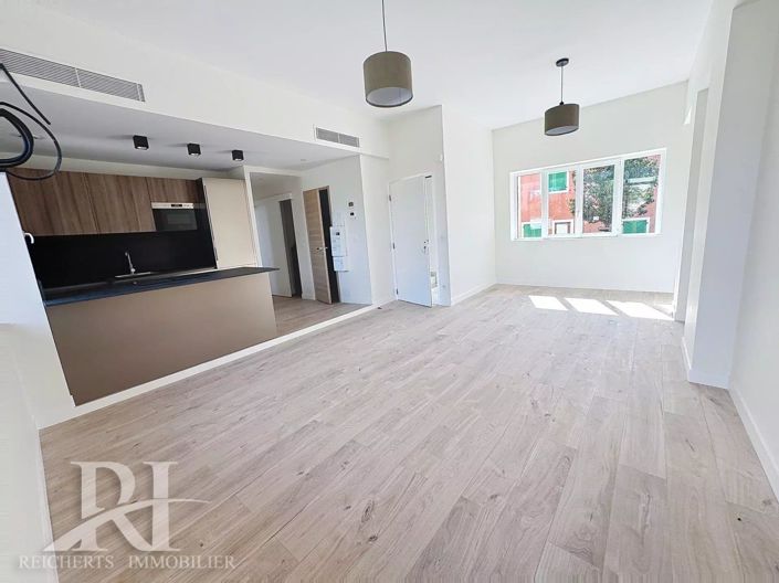 Image No.1-3 Bed Apartment for sale