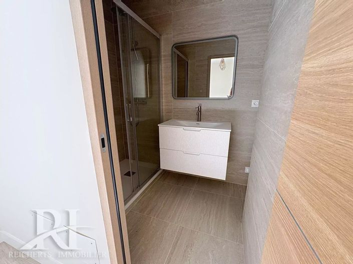 Image No.10-3 Bed Apartment for sale