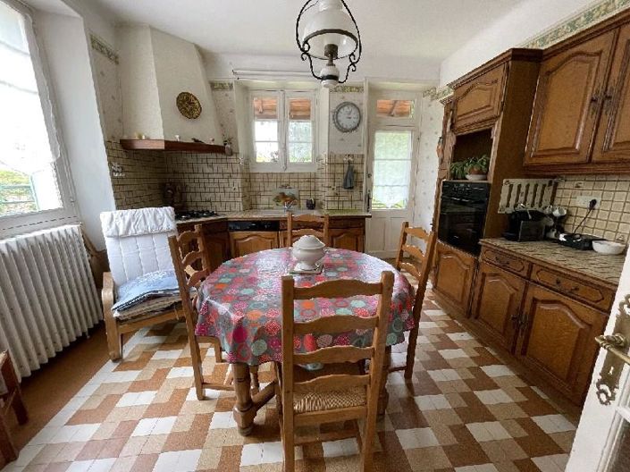 Image No.6-9 Bed House for sale