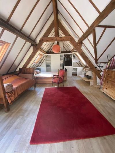 Image No.9-3 Bed House for sale