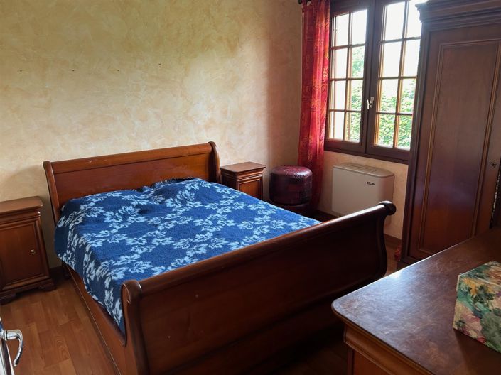 Image No.11-5 Bed House for sale