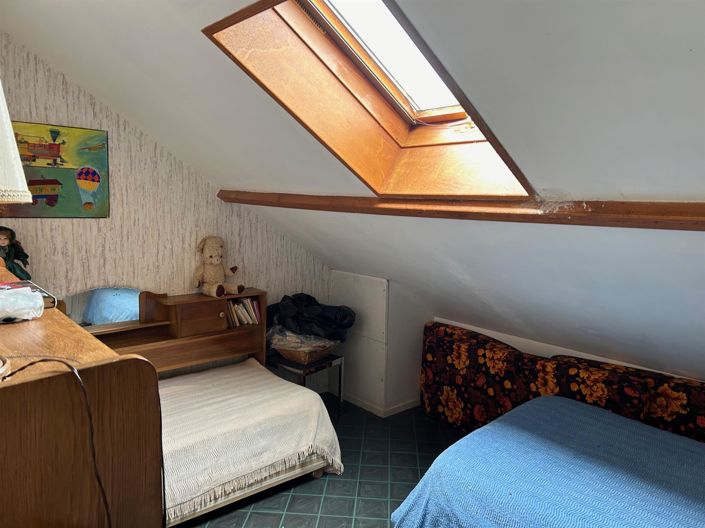 Image No.16-5 Bed House for sale