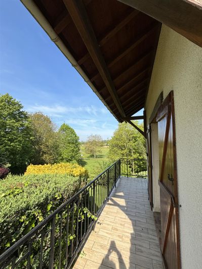 Image No.3-5 Bed House for sale