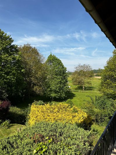 Image No.5-5 Bed House for sale