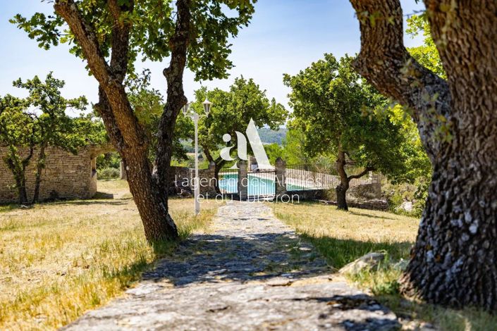 Image No.15-6 Bed House for sale