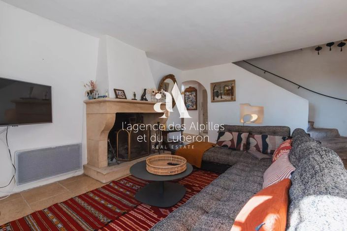 Image No.7-5 Bed House for sale