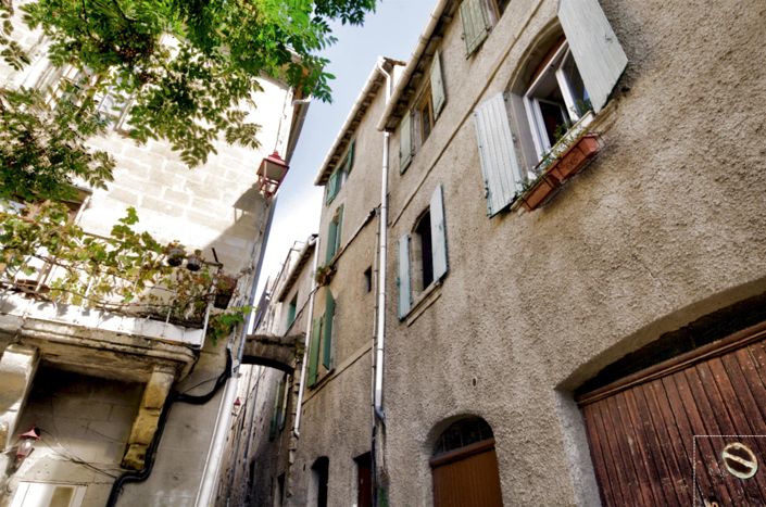 Image No.1-4 Bed House for sale