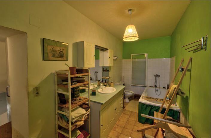 Image No.12-4 Bed House for sale