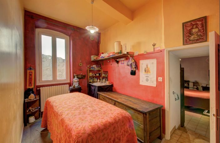 Image No.7-4 Bed House for sale