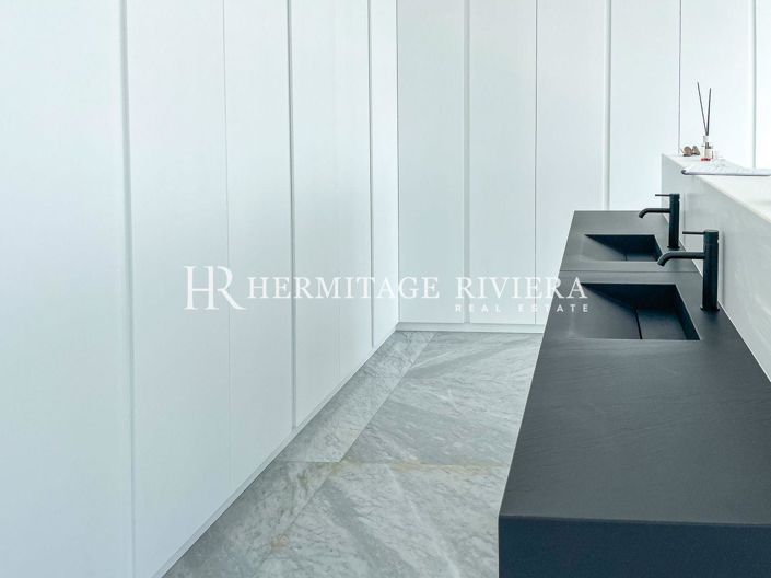 Image No.7-4 Bed House for sale